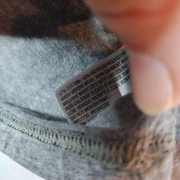 Cat & Jack Tee Shirt Boys Size Small 6-7 Grey Short Sleeve Crew Neck - Picture 8 of 9